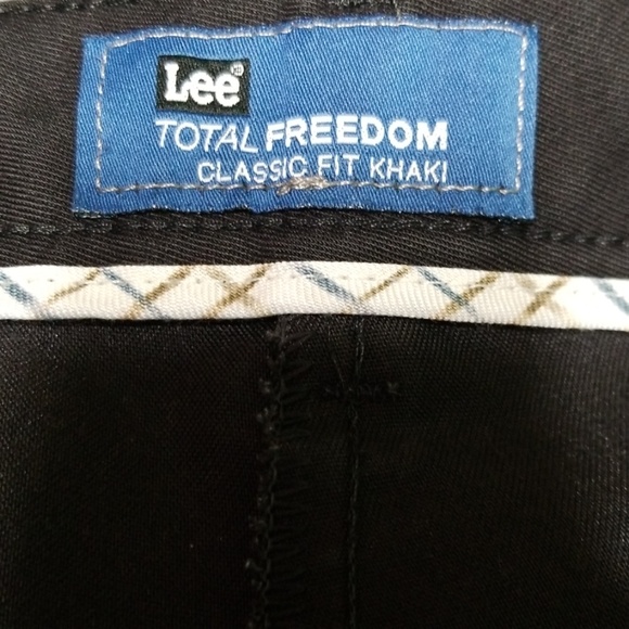 Men's dress slacks by Lee classic fit khakis - Picture 5 of 6